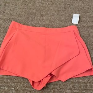Coral high waisted skort